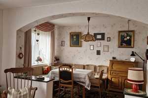 Bezugsfreies Zweifamilienhaus mit 3 Felsenkellern und Doppelgarage in Seybothenreuth – Bayreuth (Kreis) – Vorschaubild 11