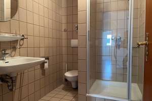 Aufgeteiltes, gepflegtes Dreifamilienhaus zu verkaufen – Die vollständige Adresse der Immobilie erhältst du vom Anbieter., 86179 Haunstetten-Nord, Augsburg – Vorschaubild 15