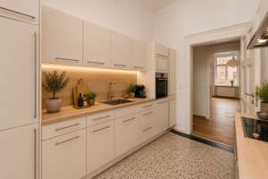 Stilvoll sanierter Altbau mit historischem Flair in begehrter Lage – Die vollständige Adresse der Immobilie erhältst du vom Anbieter., 68167 Neckarstadt-Ost/Wohlgelegen, Mannheim – Vorschaubild 10