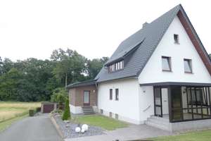 Raumwunder mit Baupotenzial: Ihr Zuhause für jede Lebenssituation – Die vollständige Adresse der Immobilie erhältst du vom Anbieter., 33719 Heepen, Bielefeld – Vorschaubild 4