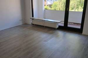 Schöne 3 Zimmer Wohnung, Balkon, Bad Keller  in Bielefeld -Mitte – Stieglitzweg 2a, 33607 Mitte, Bielefeld – Vorschaubild 4