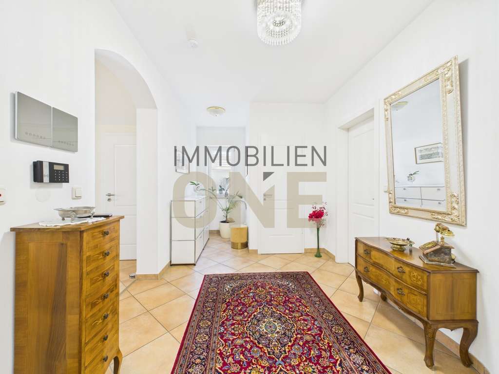 Immobilie in Donaustauf - Großzügiges und hochwertiges Zuhause mit viel Privatsphäre in Donaustauf - Bild 4