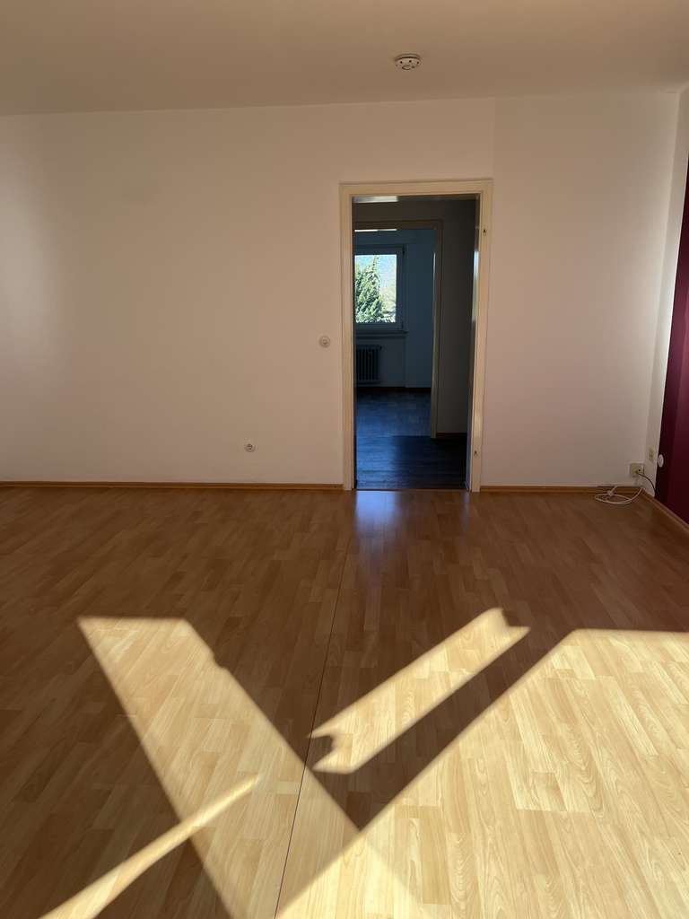 Immobilie in Germersheim - Renovierungsbedürftige Eigentumswohnung in sehr guter Lage zum günstigen Kaufpreis! - Bild 1