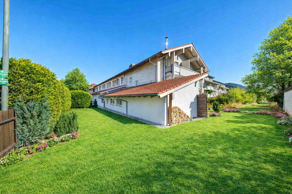 Immobilie in Hausham - Einziehen & Wohlfühlen –  Gartenwohnung mit Kamin in Hausham - Bild 0