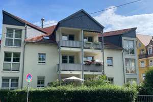 Hochwertig möblierte Wohnung mitten in der Neustadt! Grün und ruhig gelegen!