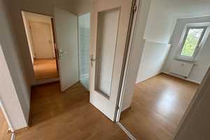 neue EBK mögl. / DG = 3. OG / Südbalkon / Bad mit Fenster / ...in Reichenbrand ! – Nestlerstr. 27, 9117 Chemnitz – Vorschaubild 14