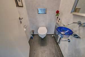 EFH-Highlight in Birkenfeld: Pool, Sauna, Doppelgarage & Gartenparadies, Freisitz und Aussichtslage – Die vollständige Adresse der Immobilie erhältst du vom Anbieter., 75217 Birkenfeld – Vorschaubild 17