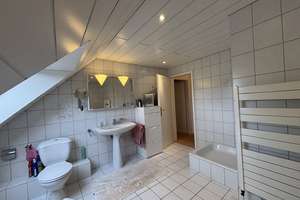RESERVIERT! Gepflegte Maisonette-Wohnung in Bielefeld-Brake - nahe Schildesche! – Die vollständige Adresse der Immobilie erhältst du vom Anbieter., 33729 Heepen, Bielefeld – Vorschaubild 9