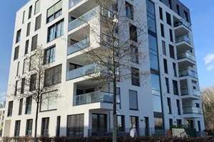 Probstsee Lakeside Luxury: 3,5-Zi., EBK, Ankleide, TG | 7 min Patch Barracks – 70567 Möhringen-Mitte, Stuttgart – Vorschaubild 3