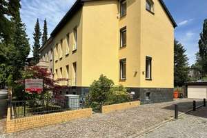 Wohnen mit Charakter: Großzügiges Haus in Berlin-Steglitz