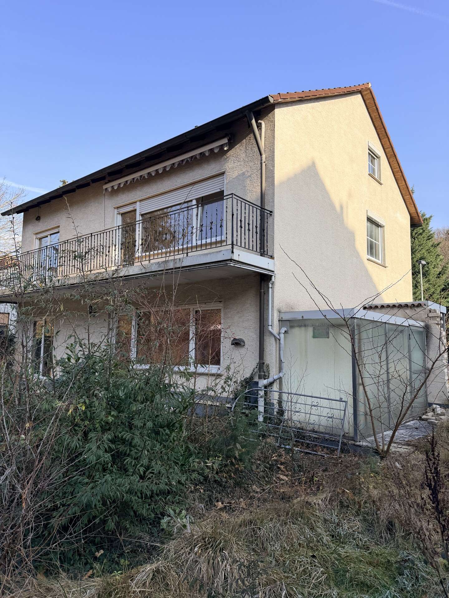 4-Parteien Haus mit viel Potenzial und ruhiger Lage in Hambach, Neustadt an der Weinstraße – Bild 2