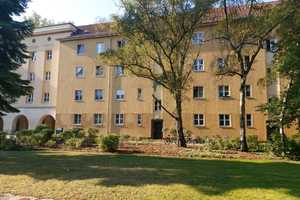 Bezugsfreie 2-Zimmerwohnung mit Balkon Nähe Treptower Park – Berlin – Vorschaubild 2