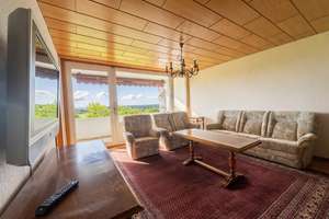 Gut geschnittene 3-Zimmer-Wohnung mit Balkon, Garage und Keller – Die vollständige Adresse der Immobilie erhältst du vom Anbieter., 76275 Ettlingen – Vorschaubild 1