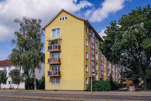 Neuer Look - Citywohnung mit Balkon // 3.OG rechts