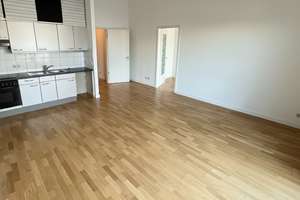 Wohnen am Wasser: 1,5-Zimmer-DG mit Aufzug und Westterrasse in Köpenick – Die vollständige Adresse der Immobilie erhältst du vom Anbieter., 12557 Köpenick, Berlin – Vorschaubild 1