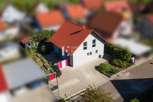 Gepflegter Familientraum: Freistehendes Einfamilienhaus mit modernem Wohnkomfort – Die vollständige Adresse der Immobilie erhältst du vom Anbieter., 97355 Kleinlangheim – Vorschaubild 28