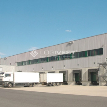 Lagerflächen im modernen Logistikzentrum nahe der A45!