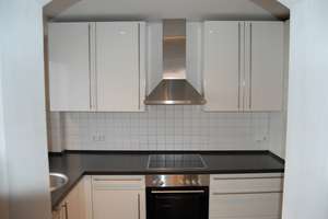 Kleines modernisiertes Haus in einer Hofreite in Kelkheim-Münster – Die vollständige Adresse der Immobilie erhältst du vom Anbieter., 65779 Kelkheim (Taunus) – Vorschaubild 1