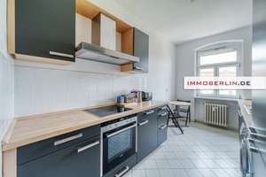 IMMOBERLIN.DE - Freundliche Altbauwohnung mit Balkonloggia zwischen City-West & Grunewald – Die vollständige Adresse der Immobilie erhältst du vom Anbieter., 14199 Schmargendorf, Berlin – Vorschaubild 4
