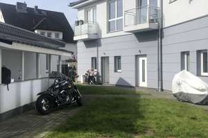 Mehrfamilienhaus / Gewerbehaus  in Berlin-Hermsdorf (Reinickendorf)