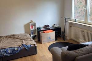 Freundliche und helle Dachgeschosswohnung mit fünf Zimmern in Essen-Schönebeck – Die vollständige Adresse der Immobilie erhältst du vom Anbieter., 45359 Schönebeck, Essen – Vorschaubild 16