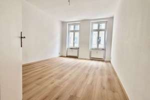 ERSTBEZUG NACH RENOVIERUNG | Stilvolle 3,5-Zimmer-Altbauwohnung mit Wintergarten & neuer Einbauküche – 4315 Neustadt-Neuschönefeld, Leipzig – Vorschaubild 9