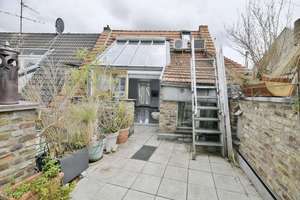 Dachterrassen-Maisonette im Ehrenstraßenviertel - Historisches Wohn- und Geschäftshaus