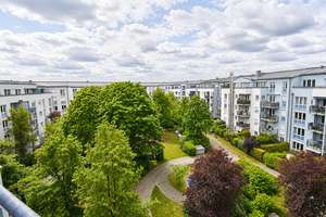 Helle 3-Zimmer-Wohnung mit Balkon, TG-Stellplatz & Aufzug in München-Bogenhausen