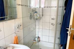 Großzügiges Reihenendhaus mit 7 Zimmern und 2 PKW  Stellplätze – Die vollständige Adresse der Immobilie erhältst du vom Anbieter., 70378 Hofen, Stuttgart – Vorschaubild 6