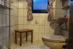 Zuhause mit Herz !!Riesiges Grundstück, 3 Garagen & gemütliches Kaminzimmer, Nähe Üttelsheimer See – Die vollständige Adresse der Immobilie erhältst du vom Anbieter., 47198 Hochheide, Duisburg – Vorschaubild 16