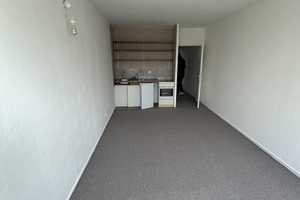 -Bezugsfreies Appartement am Wasser- Helle & schöne 1-Zimmer-Wohnung mit Balkon – Kiel – Vorschaubild 4
