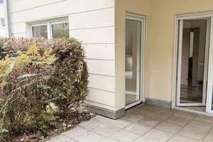 Helle 2,5-Raum-Wohnung mit Einbauküche + Terrasse + neues Bad auf dem Kaßberg – Andrepark 1, 9112 Kaßberg, Chemnitz – Vorschaubild 2