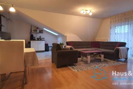 *** großzügige und schöne 3-Zimmer-Wohnung mit Balkon ***