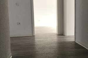 Charmante 3-Raum-Wohnung mit sonnigem Balkon und Tageslichtbad! – Freisenbruchstraße 35, 45279 Freisenbruch, Essen – Vorschaubild 7