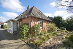 Einfamilienhaus mit Doppelgarage – Die vollständige Adresse der Immobilie erhältst du vom Anbieter., 26127 Alexandersfeld, Oldenburg (Oldenburg) – Vorschaubild 2