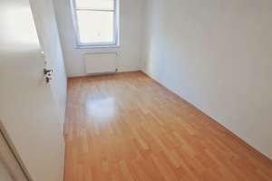 Sehr schöne ruhig gelegene Wohnung mit drei Zimmern und Balkon in Darmstadt – Schepp Allee 19, 64295 Darmstadt-West, Darmstadt – Vorschaubild 5