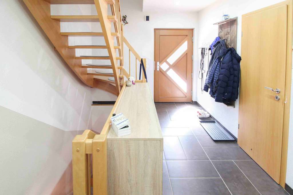 Immobilie in Radeburg - !!!SOFORT BEZUGSFREI!!! Tolles Einfamilienhaus mit Pool und Garten in Radeburg - Bild 3