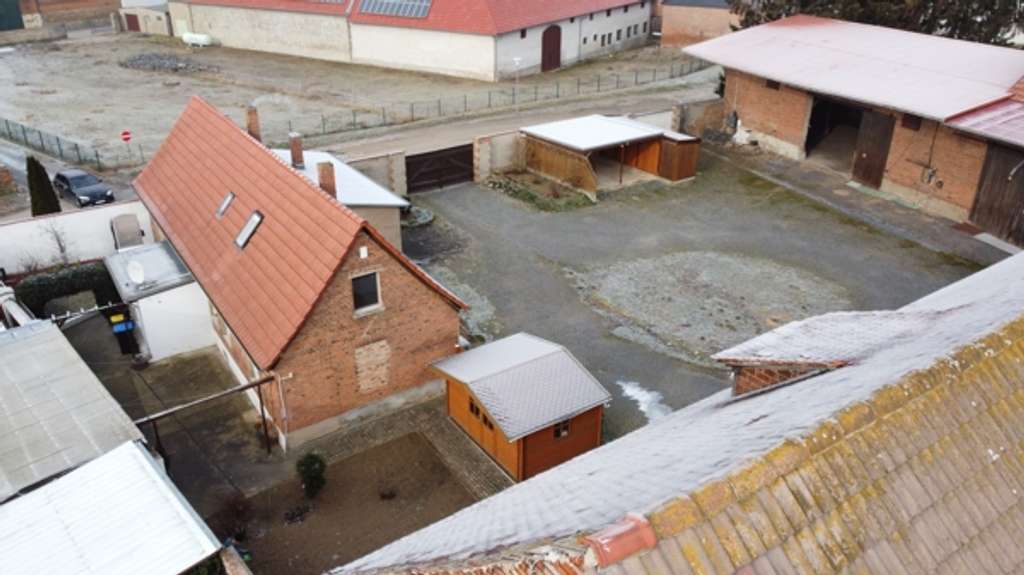 Immobilie in Arnstein - Bauernhof und zwei Scheunen auf großem Grundstück - ein Traum für Individualisten mit Tieren + Hobby - Bild 0