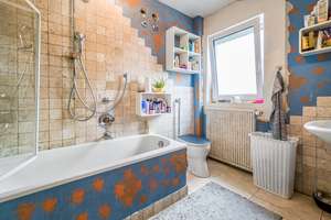 Wohnen mit Charme: Einfamilienhaus mit ausgebautem Dachgeschoss – Die vollständige Adresse der Immobilie erhältst du vom Anbieter., 88048 Friedrichshafen – Vorschaubild 17