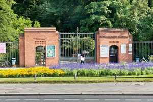 Traumhafte Doppelhaushälfte in Gated Community „Dahlem Paradise“ mit Garten & Tiefgarage – Carpinusweg 11, 14169 Berlin – Vorschaubild 23