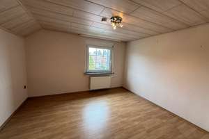 1-2-Familienhaus mit Wohlfühlatmosphäre,Balkon,Doppelgarage uvm. in Emmerstedt – Die vollständige Adresse der Immobilie erhältst du vom Anbieter., 38350 Helmstedt – Vorschaubild 22