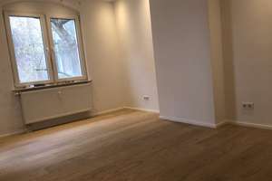 Exklusive Maisonettewohnung im Herzen von Nürnberg-Schoppershof – Einzigartige Gelegenheit  – Die vollständige Adresse der Immobilie erhältst du vom Anbieter., 90489 Veilhof, Nürnberg – Vorschaubild 19