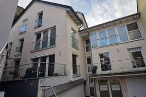 Von Privat : Kapitalanlage in Wiesbaden-Sonnenberg : Modernes 4-Parteien-Haus – Mühlbergstr. X, 65191 Sonnenberg, Wiesbaden – Vorschaubild 1