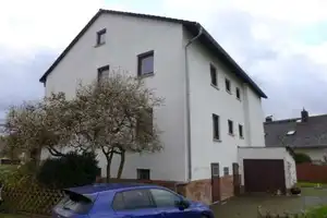 506 - Charmantes Zweifamilienhaus (freistehend) mit Garage & zusätzl. Erholungsgrundstück in Lahntal – Am Rodenbach X, 35094 Marburg-Biedenkopf (Kreis) – Vorschaubild 5