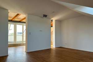 Luxuriöse Penthouse Wohnung  in DA-City - Klimatisiert – Rheinstraße 16A, 64283 Mitte, Darmstadt – Vorschaubild 7