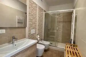MAXVORSTADT - HELLE sanierte Altbau Wohnung mit großem Balkon – Schleißheimerstrasse 50, 80801 München – Vorschaubild 12