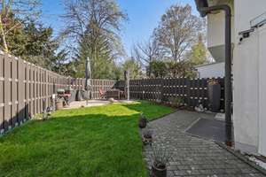 Familienfreundliches Reihenmittelhaus mit Gartenidylle in begehrter Lage von München-Solln – Die vollständige Adresse der Immobilie erhältst du vom Anbieter., 81477 Solln, München – Vorschaubild 2