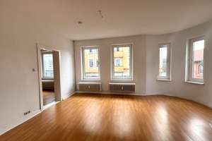 lichtdurchflutete Altbauwohnung mit Erker! – Kaiserstraße  83, 24143 Gaarden-Ost, Kiel – Vorschaubild 3