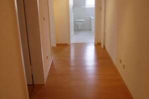 Lebendig wohnen: 2-Zimmer-Wohnung in der Augsburger Innenstadt