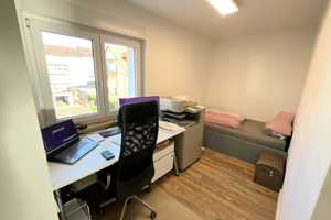 Investieren Sie in Ihre Zukunft:
Saniertes 3-Familienhaus mit 
Keller, Garage, Stellplatz und Gart – Weißenburg-Gunzenhausen (Kreis) – Vorschaubild 13